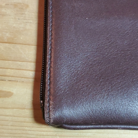 Coach leather wallet - Picture 8 of 11